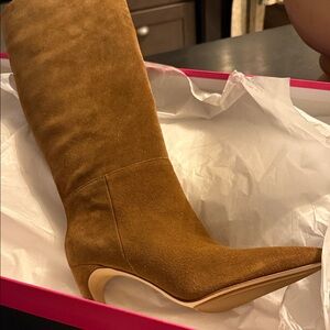 Vince Camuto Black and Pink Shoe Box